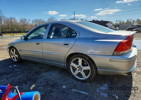 2006 Volvo S60 R из США, поврежденный, VIN YV1RH527362518053